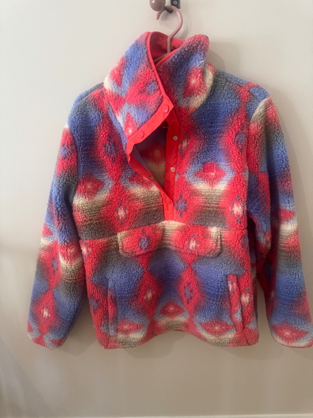 Billabong - Picture 1 of 2